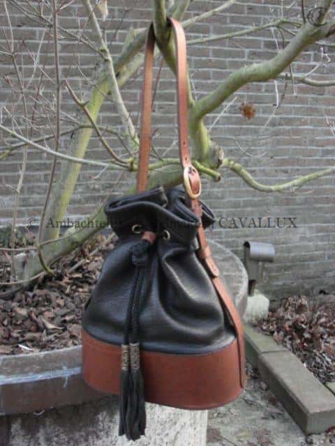 ledercreaties tuig leder en lam handtas